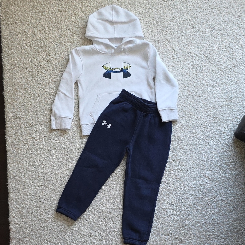 Under Armour Kids White and Navy Sweatshirt and Joggers Set